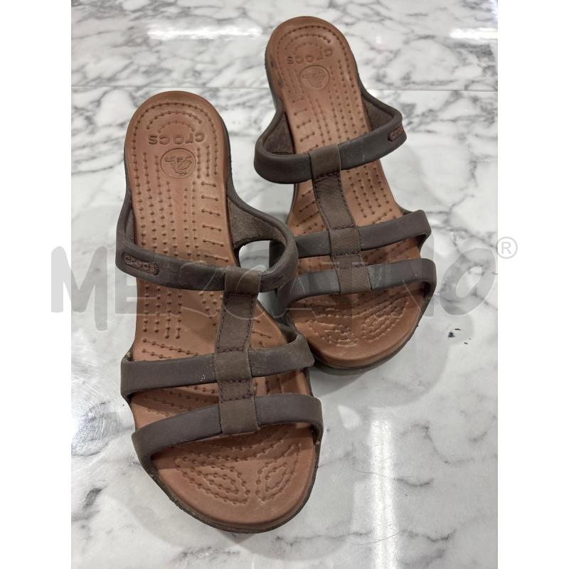 SANDALI DONNA TACCO MARRONE IN GOMMA CROCS | Mercatino dell'Usato Benevento 2
