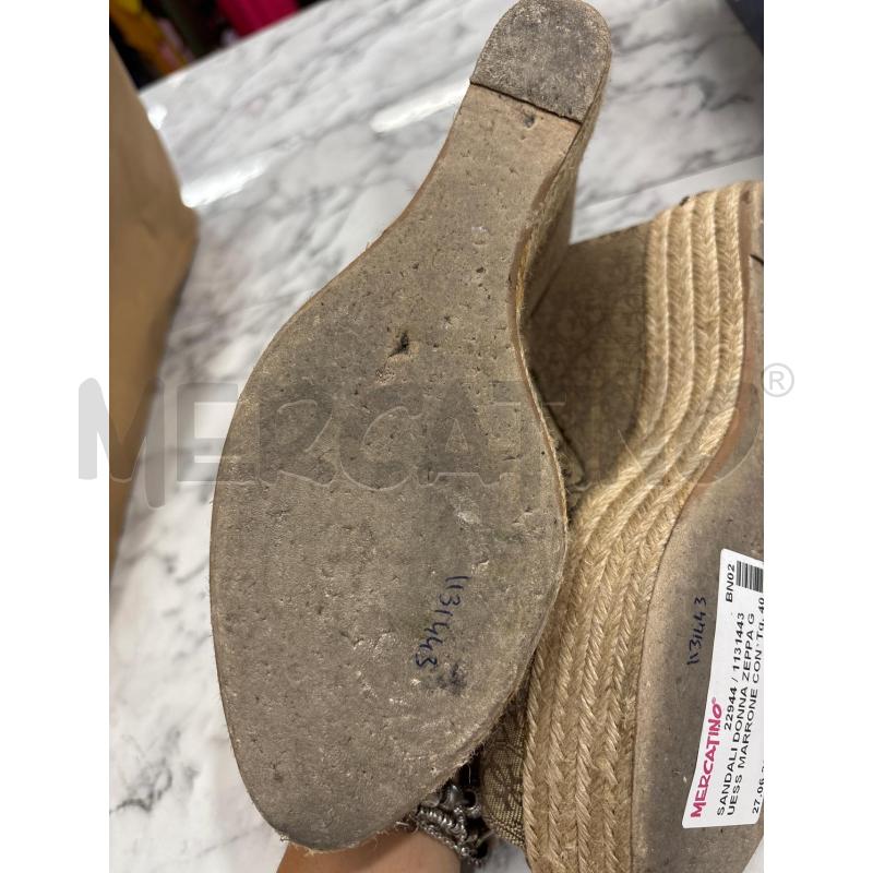 SANDALI DONNA ZEPPA GUESS MARRONE CON LOGHI  | Mercatino dell'Usato Benevento 5