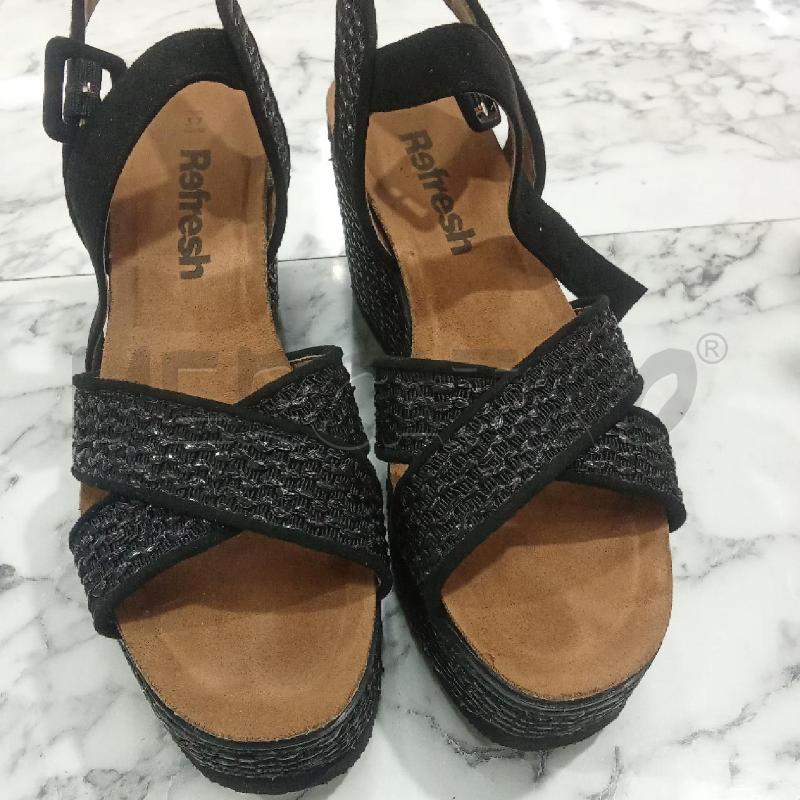 SANDALI DONNA ZEPPA IMPAGLIATA REFRESH NERO INCROCIO  | Mercatino dell'Usato Benevento 4