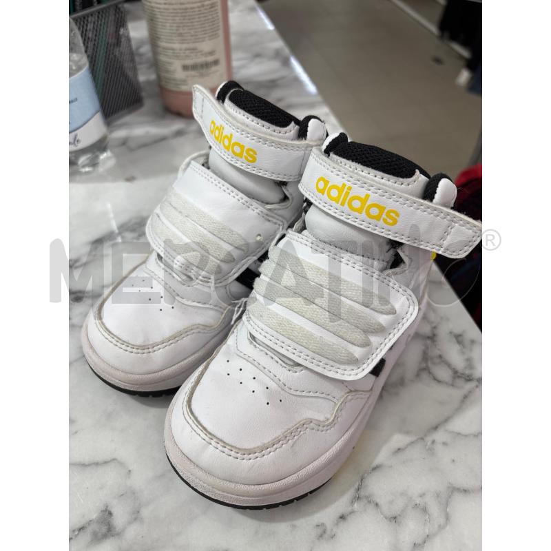SCARPE BAMBINO BIANCO LINEE NERE ADIDAS CON STRAPPI | Mercatino dell'Usato Benevento 1