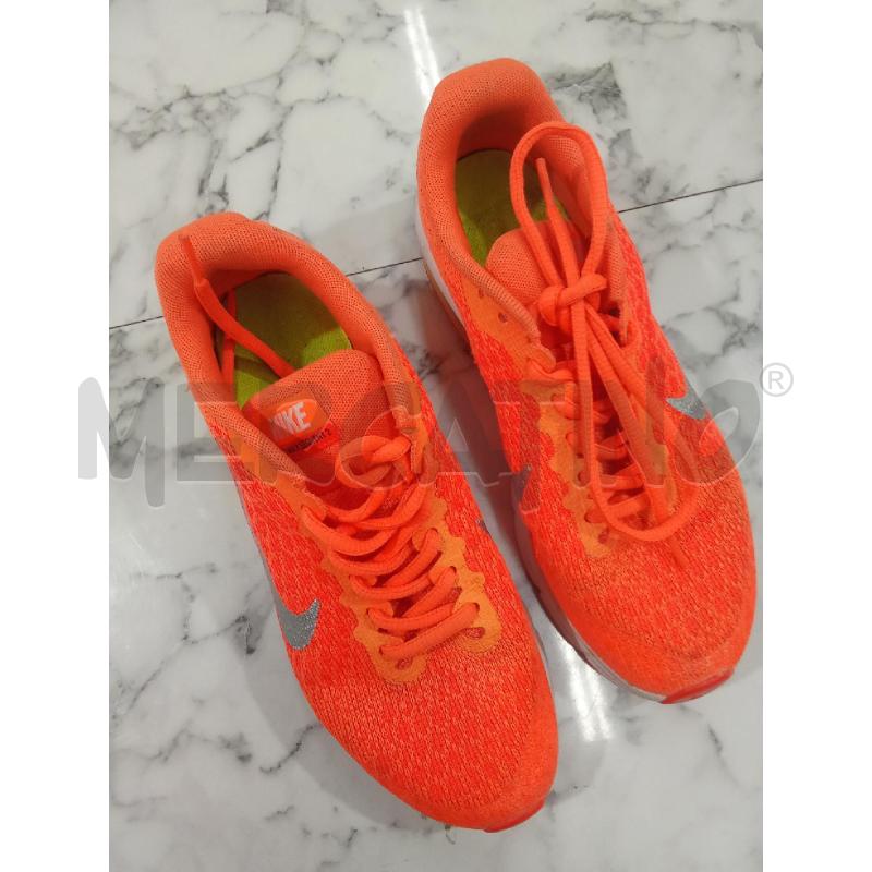 SCARPE DONNA ARANCIONI NIKE  | Mercatino dell'Usato Benevento 3