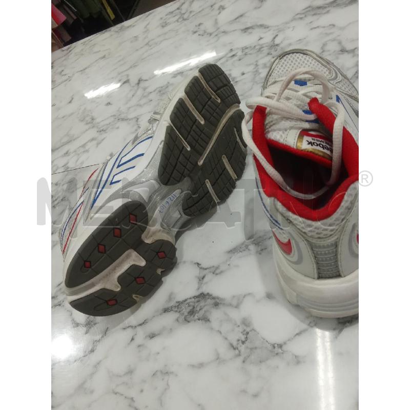 SCARPE DONNA BIANCHE E BLU REEBOK | Mercatino dell'Usato Benevento 4