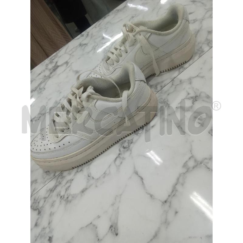 SCARPE DONNA BIANCHE NIKE | Mercatino dell'Usato Benevento 2