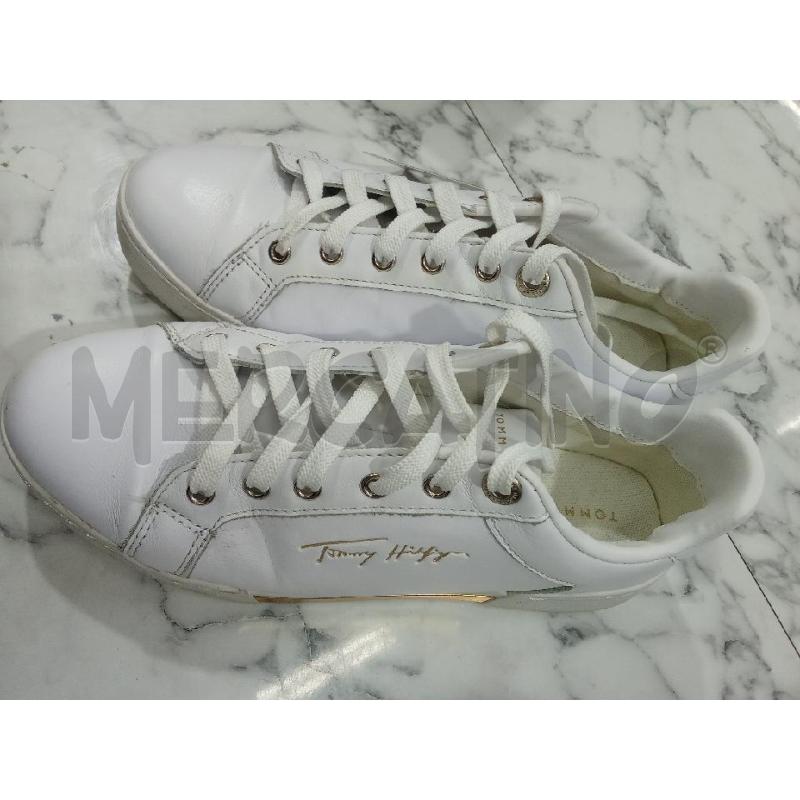 SCARPE DONNA BIANCHE TOMMY HILFIGER | Mercatino dell'Usato Benevento 4