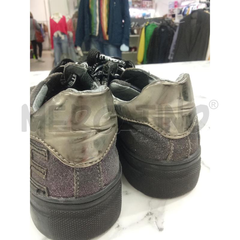 SCARPE DONNA GRIGIO LAMINATO GAELLE LACCI LOGATI | Mercatino dell'Usato Benevento 3