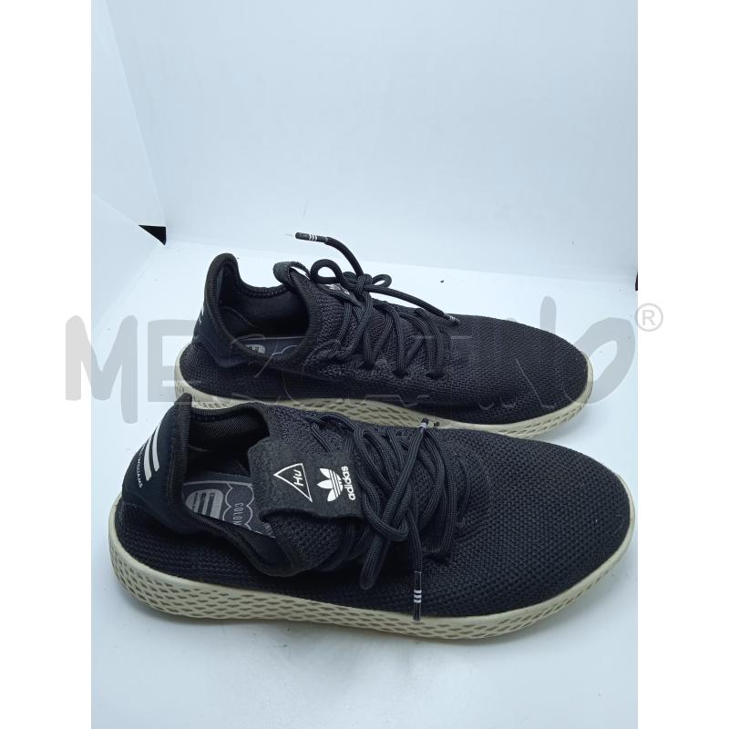SCARPE DONNA NERE ADIDAS TELA | Mercatino dell'Usato Benevento