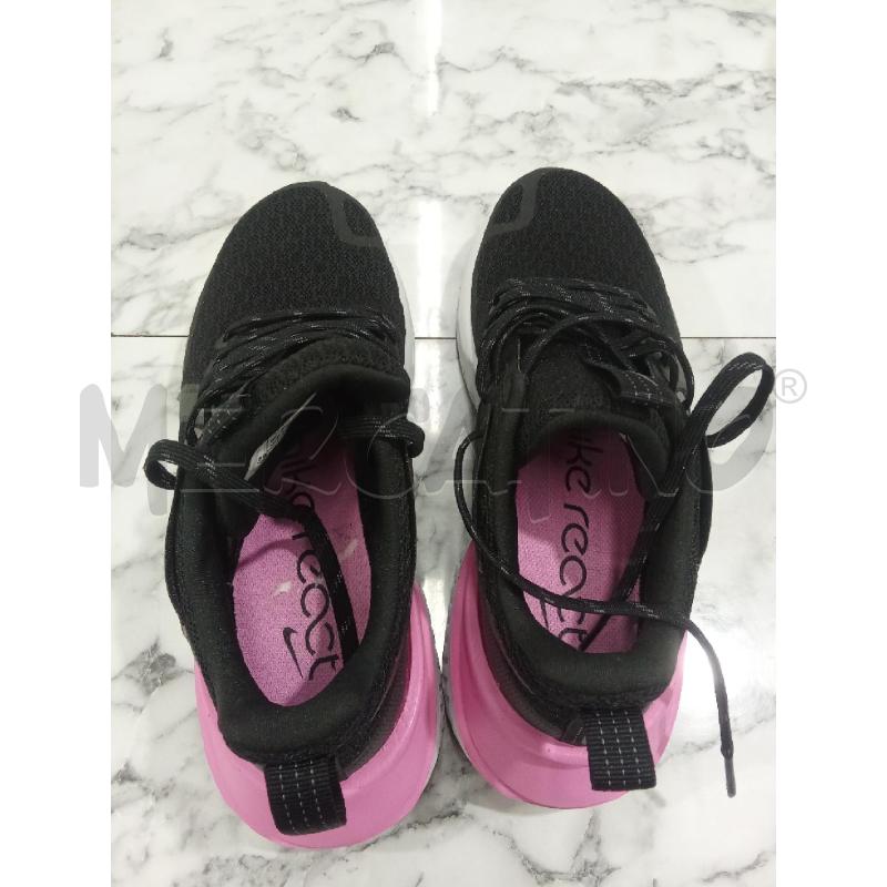 SCARPE DONNA NERE E FUCSIA NIKE | Mercatino dell'Usato Benevento 5