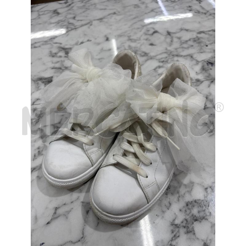 SCARPE RAGAZZA BIANCA GLITTER DIETRO MAGIL | Mercatino dell'Usato Benevento 1