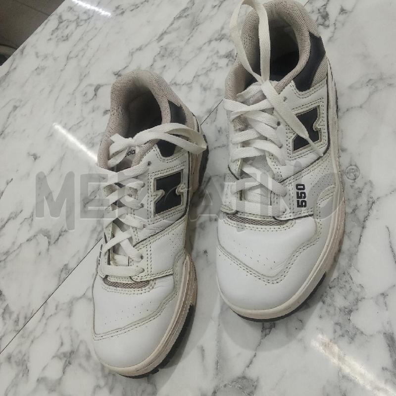SCARPE UNISEX BIANCHE E BLU NEW BALANCE  | Mercatino dell'Usato Benevento 1