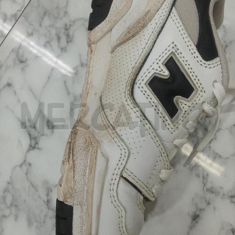 SCARPE UNISEX BIANCHE E BLU NEW BALANCE  | Mercatino dell'Usato Benevento 5