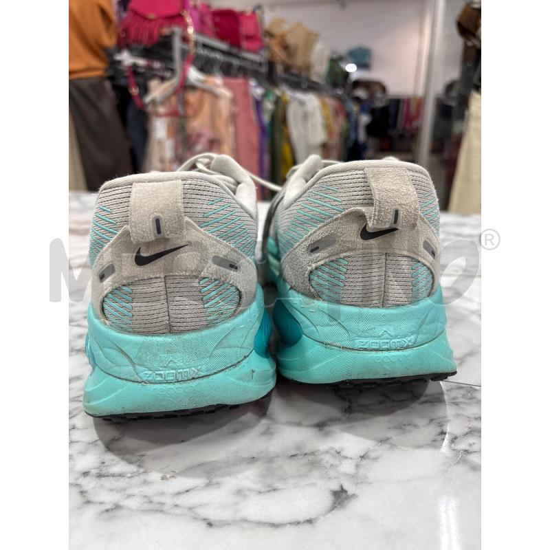 SCARPE UOMO GRIGIO AZZURRO NIKE VOMERO 18 | Mercatino dell'Usato Benevento 3