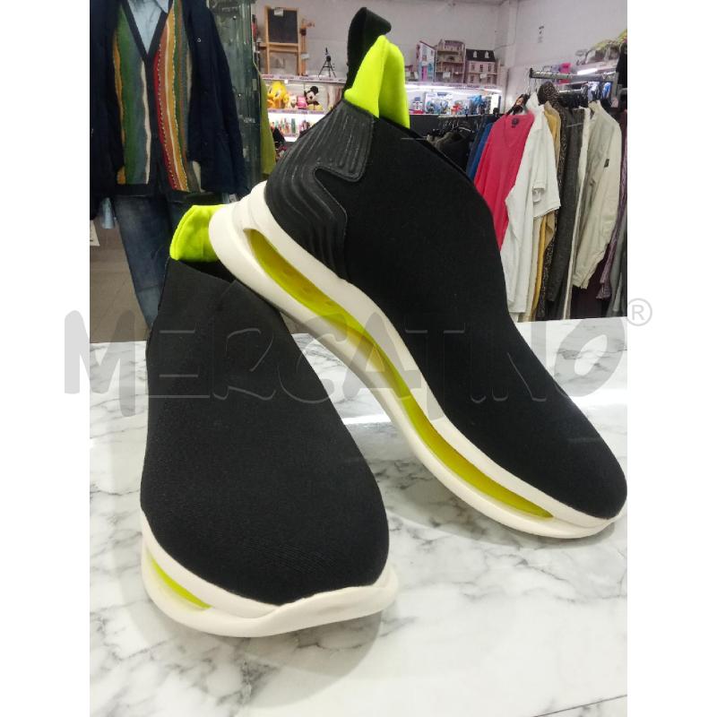 SCARPE UOMO NERE E VERDI ARKISTAR | Mercatino dell'Usato Benevento 1