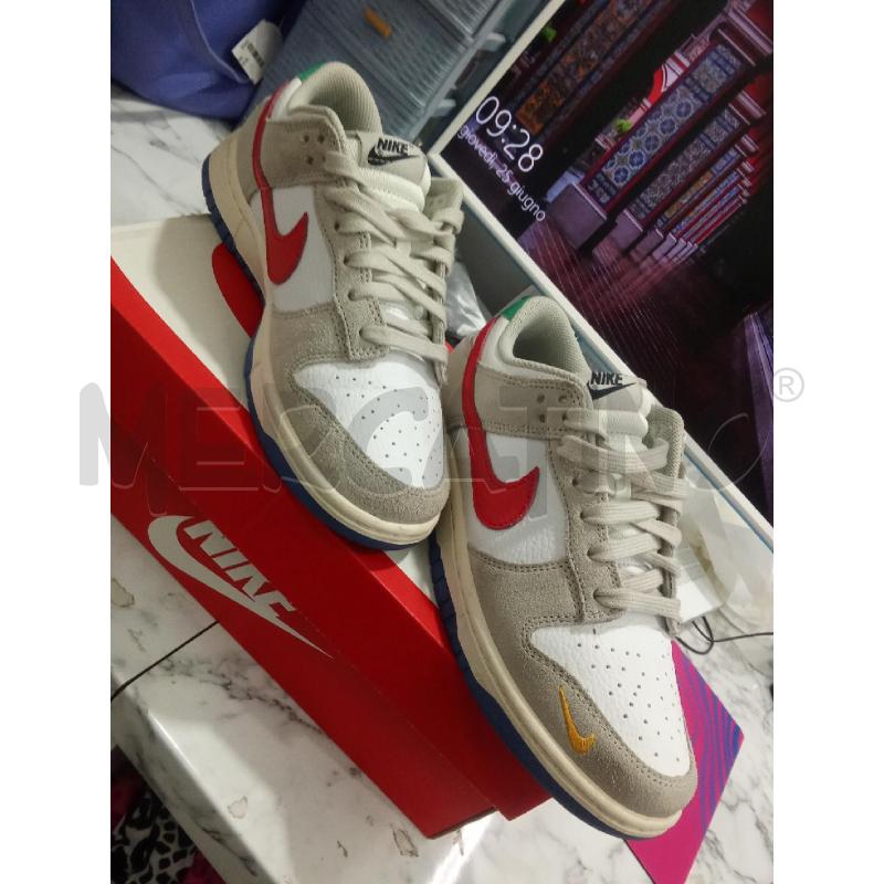 SCARPE UOMO NIKE DUNK LOW GRIGIO SWOSH ROSSO  | Mercatino dell'Usato Benevento 1