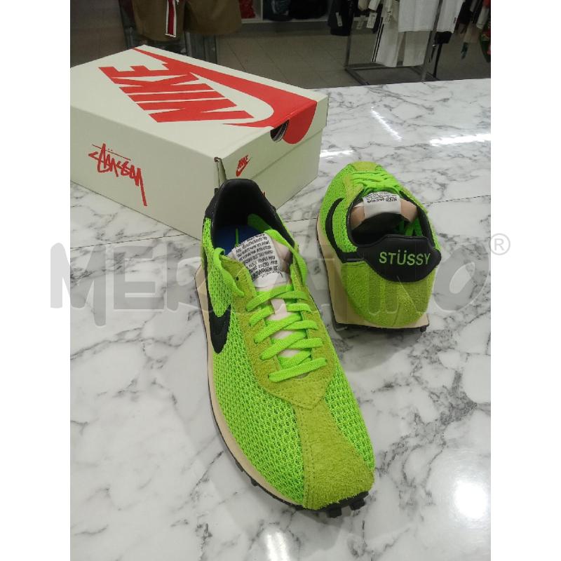 SCARPE UOMO VERDE FLUO NIKE LOGO NERO | Mercatino dell'Usato Benevento 1