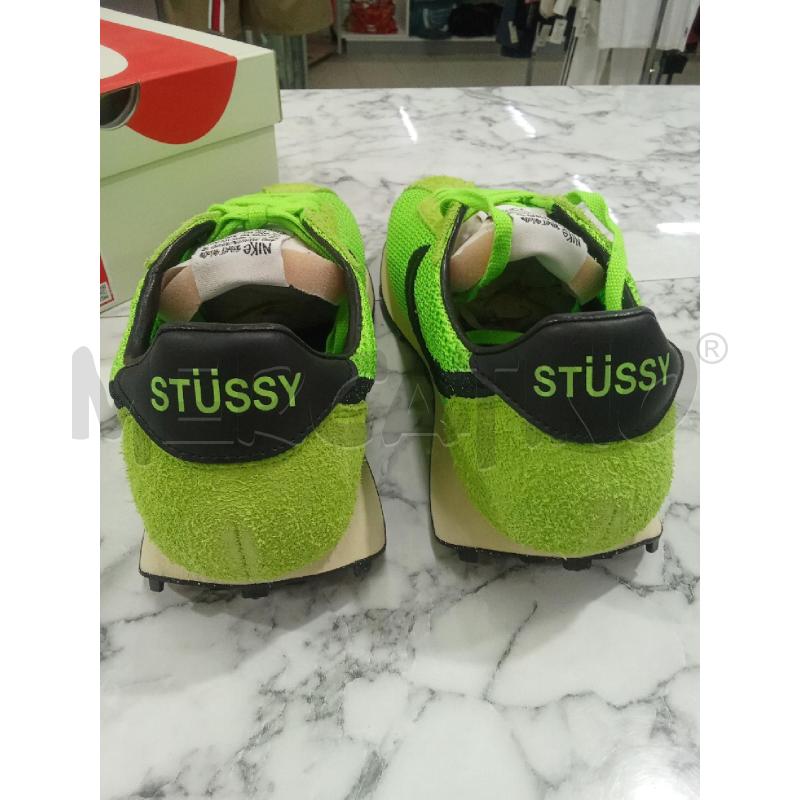 SCARPE UOMO VERDE FLUO NIKE LOGO NERO | Mercatino dell'Usato Benevento 4