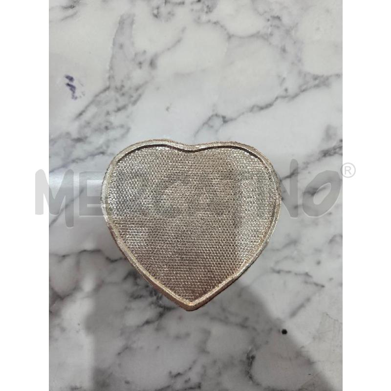 SCATOLINA METALLO CUORE PERLINE BIANCHE  | Mercatino dell'Usato Benevento 3