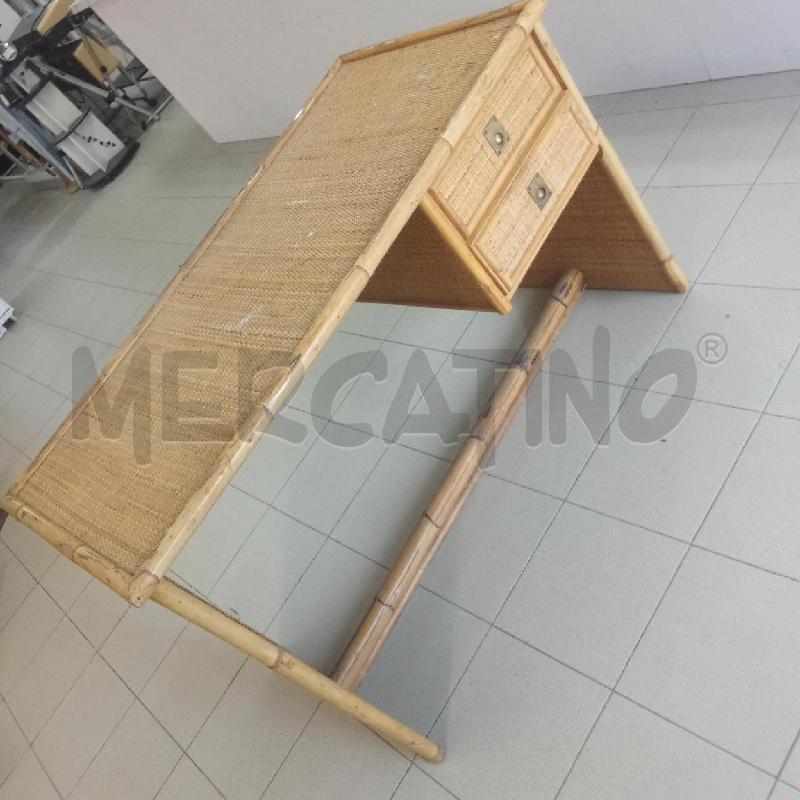SCRIVANIA RATTAN BEIGE VINTAGE | Mercatino dell'Usato Benevento 2