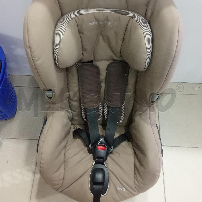 SEGGIOLINO AUTO BEIGE BEBE COMFORT AXISS BASE GIREVOLE | Mercatino dell'Usato Benevento 4