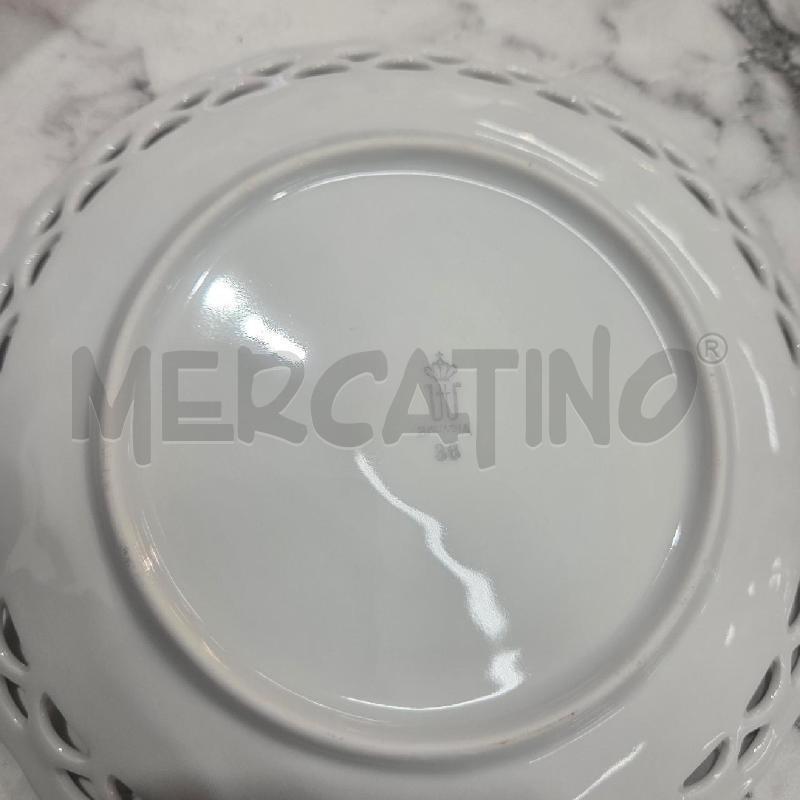 SERVIZIO PIATTI DOLCE BIANCO INS FRUTTA FORATO | Mercatino dell'Usato Benevento 3