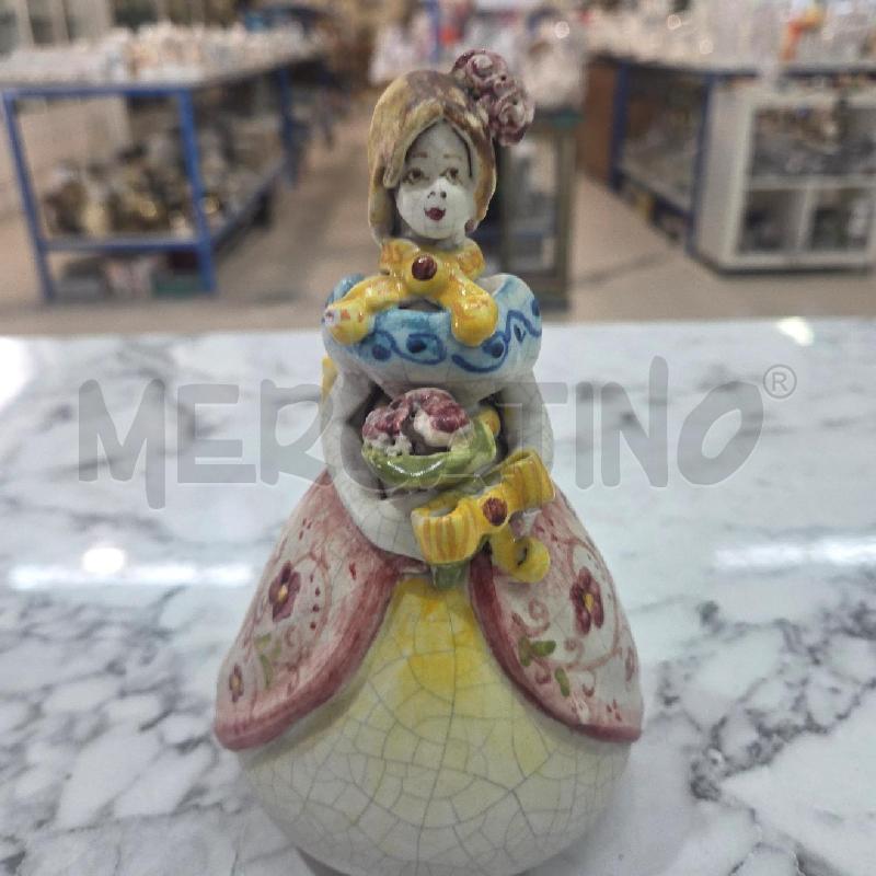 SOPRAMMOBILE BAMBOLINA VIETRI TERRACOTTA MAZZO DI FIORI | Mercatino dell'Usato Benevento 1