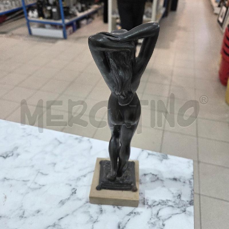SOPRAMMOBILE DONNA BRONZATA BASE QUADRATA | Mercatino dell'Usato Benevento 3