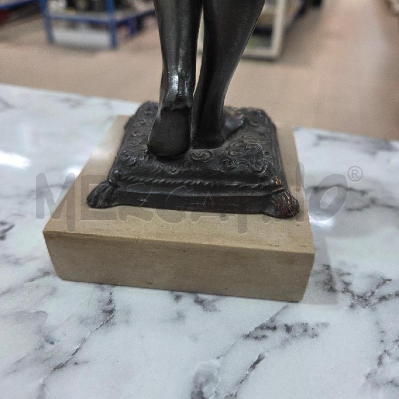 SOPRAMMOBILE DONNA BRONZATA BASE QUADRATA | Mercatino dell'Usato Benevento 5