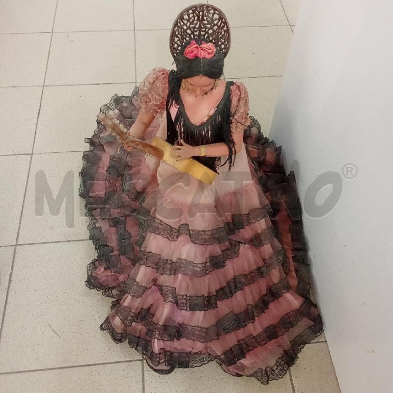 SOUVENIR BAMBOLA SPAGNOLA PLASTICA GONNA ROSA NERA 70CM | Mercatino dell'Usato Benevento 1