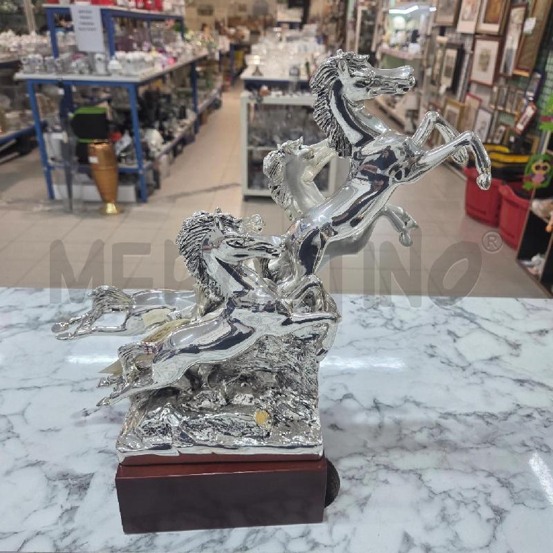 STATUA BASE LEGNO CAVALLI ARGENTATI | Mercatino dell'Usato Benevento 4