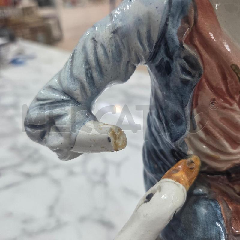 STATUA PORCELLANA CAPODIMONTE RAGAZZO CON OCA DIFETTO MANO | Mercatino dell'Usato Benevento 4