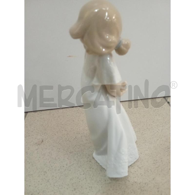 STATUINA PORCELLANA BIMBA VESTITO BIANCO NAO | Mercatino dell'Usato Benevento 3