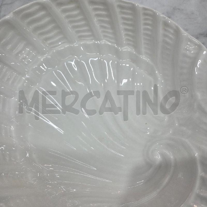 SVUOTA TASCHE PORCELLANA BIANCA FORMA CONCHIGLIA ESTE | Mercatino dell'Usato Benevento 4
