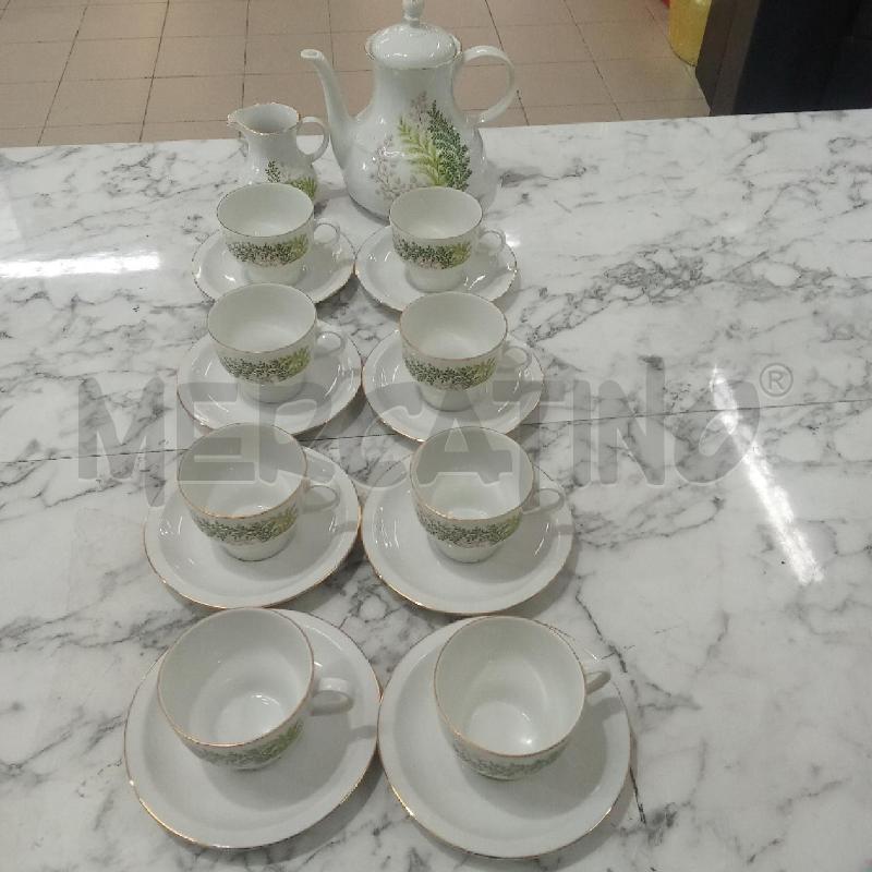 TAZZE PZ. +TEIERA+LATT CER BIANCHE FOGLIE VERDI | Mercatino dell'Usato Benevento 1