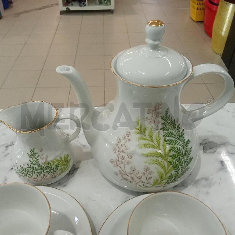 TAZZE PZ. +TEIERA+LATT CER BIANCHE FOGLIE VERDI | Mercatino dell'Usato Benevento 3