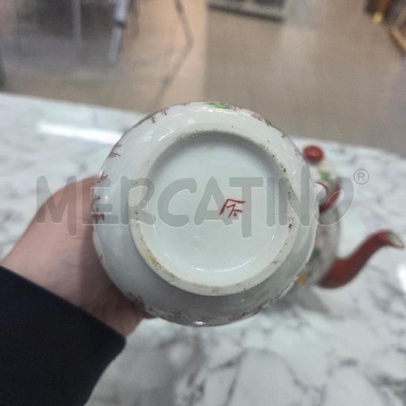 TEIERA COPPIA+LATT PORCELLANA BIANCA ROSSA STILE ORIENTALE | Mercatino dell'Usato Benevento 4