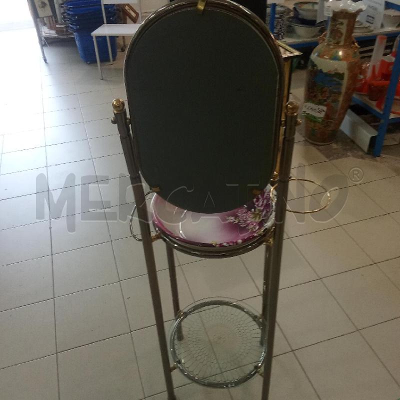 TOILETTE DA CAMERA METALLO NERA CIOTOLA ROSA FIORI | Mercatino dell'Usato Benevento 4