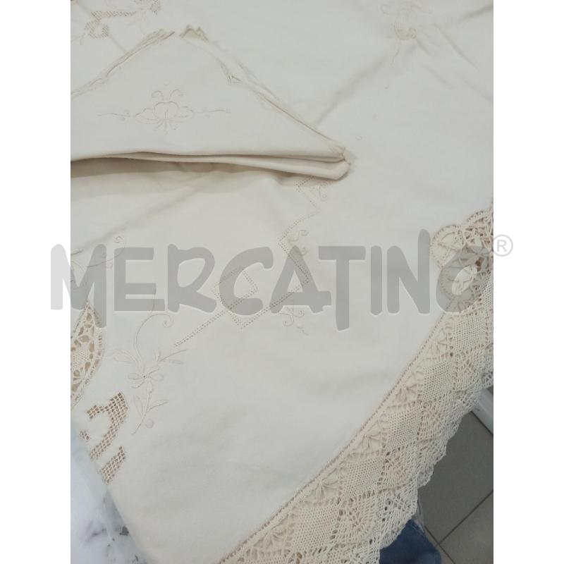 TOVAGLIA BEIGE OVALE INS RICAMI+ 6 TOVAGLIOLI  | Mercatino dell'Usato Benevento 4