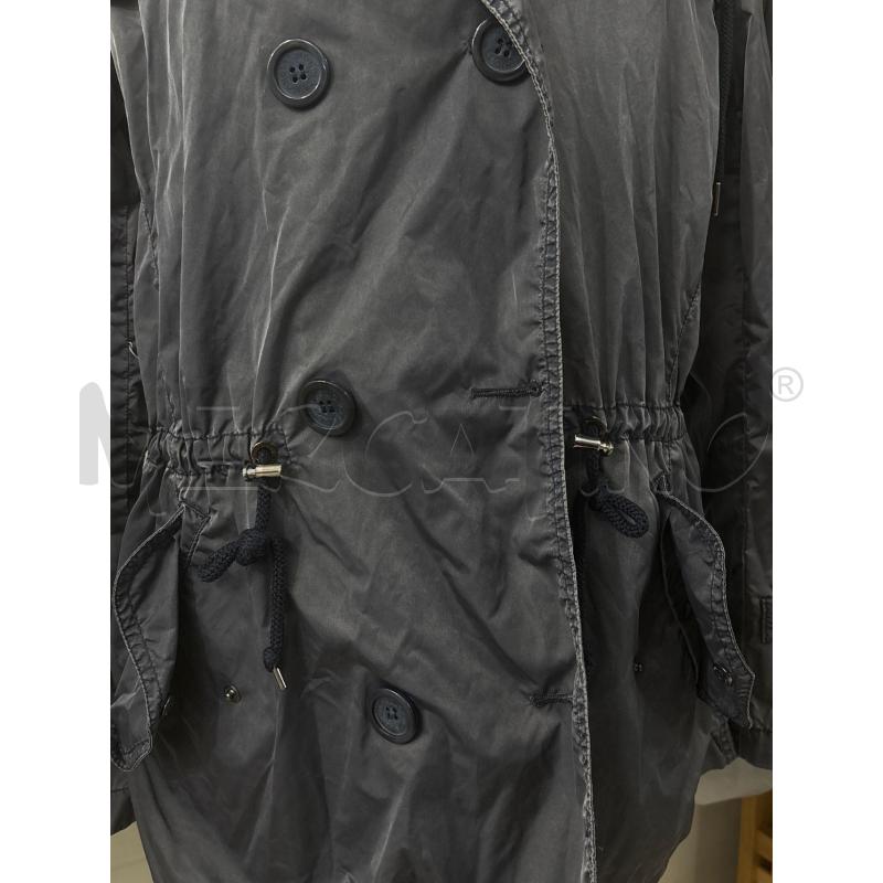 TRENCH DONNA MONCLER DOPPIOPETTO GRIGIO LACCIO IN VITA E COLLETTO CON RISVOLTO | Mercatino dell'Usato Benevento 2