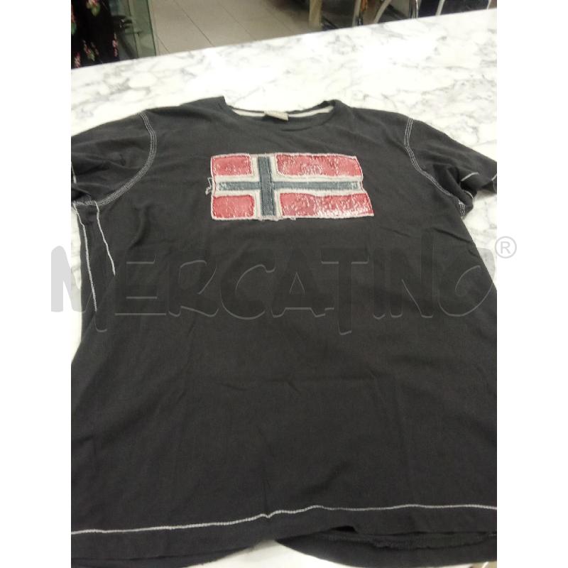 T SHIRT UOMO GRIGIO SCURO BANDIERA NAPAPIJRI | Mercatino dell'Usato Benevento 1