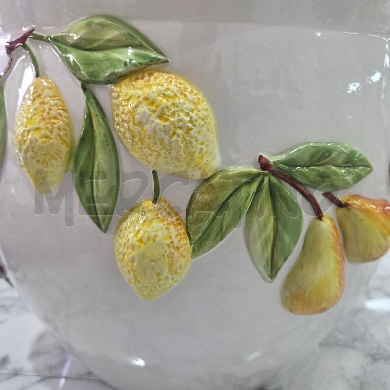VASO CER BIANCO BOMBATO FIORI RILIEVO SAN MARCO NOVE | Mercatino dell'Usato Benevento 5