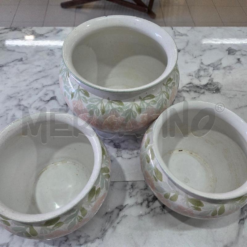 VASO CER TRIS BIANCHI FIORI ROSA VERDI | Mercatino dell'Usato Benevento 2