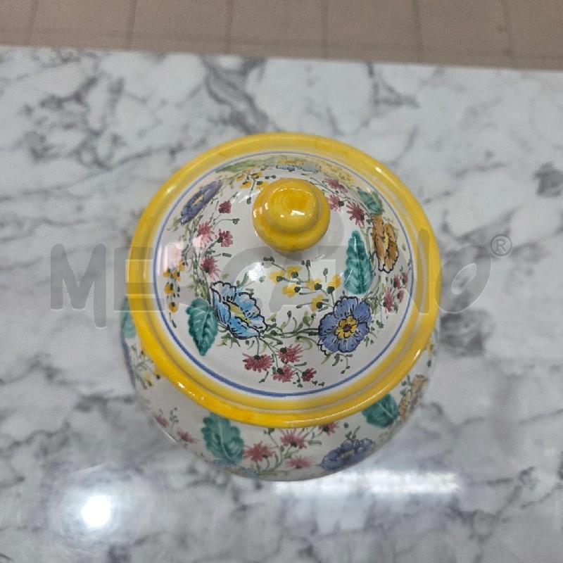VASO POTICHE BIANCO FIORI BORDO GIALLO  | Mercatino dell'Usato Benevento 2