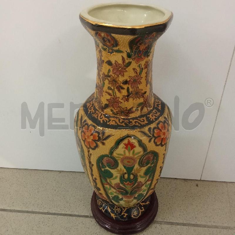 VASO STILE ORIENTALE DORATO FIORI VERDI | Mercatino dell'Usato Benevento 1