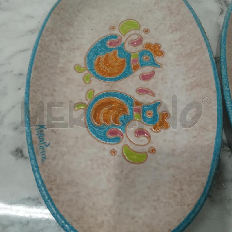 VASSOIETTI OVALI COPPIA TERRACOTTA UCCELLI BORDO AZZURRO KERAPINTA | Mercatino dell'Usato Benevento 2