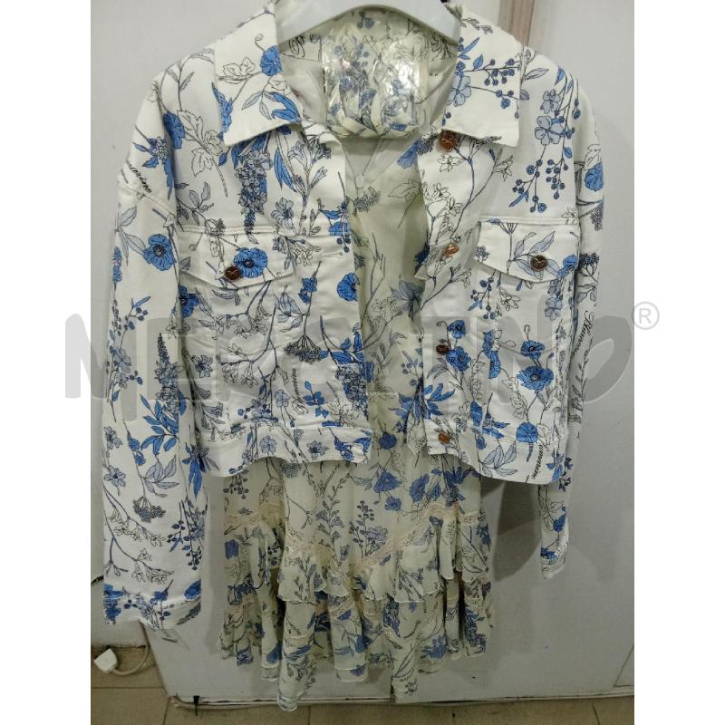 VESTITO BAMBINA AZZURRO FIORI BLU VOLANT+ GIACCHETTINO MISS BLUMARINE | Mercatino dell'Usato Benevento 1
