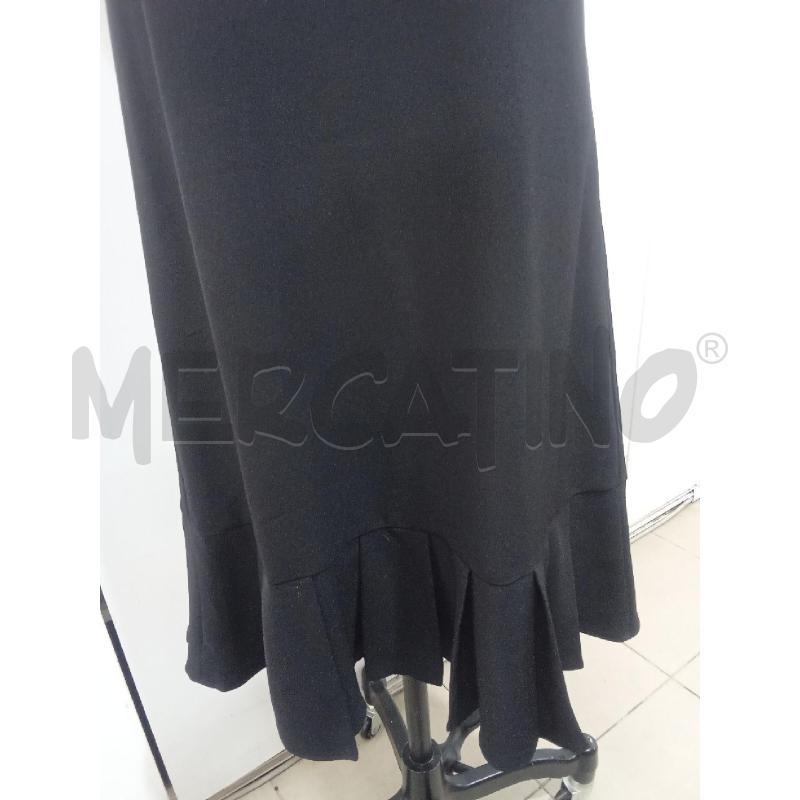 VESTITO DONNA NERO GIRO MANICA GONNELLINO IN BASSO MOTIVI | Mercatino dell'Usato Benevento 3