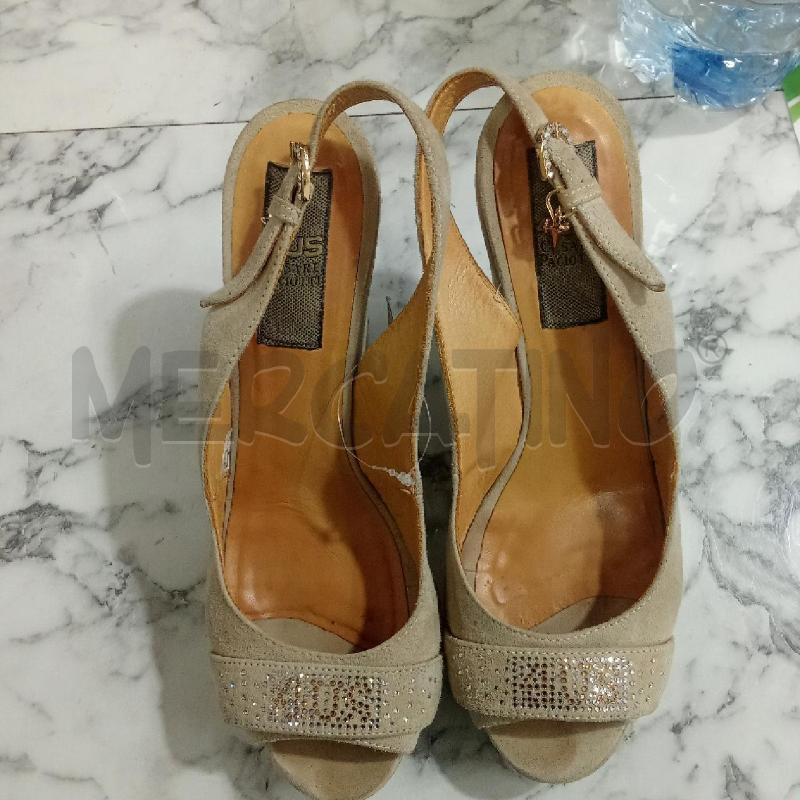 ZEPPA BEIGE SPUNTATA CON STRASSINI 4US CESARE PACIOTTI | Mercatino dell'Usato Benevento 1