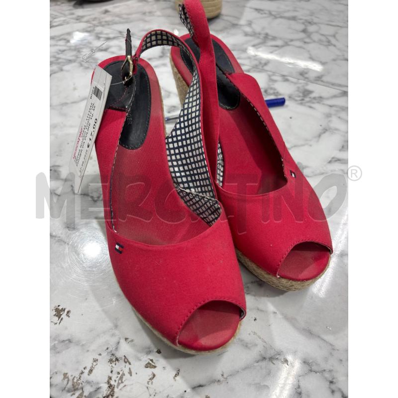 ZEPPA ROSSO TOMMY HILFIGHER DA PULIRE | Mercatino dell'Usato Benevento 1