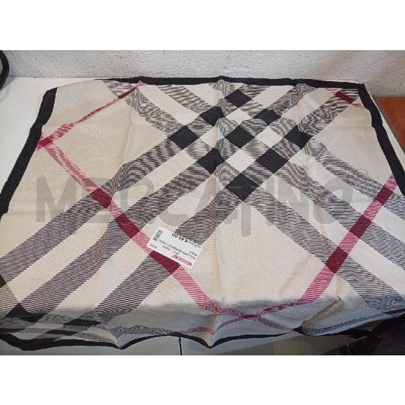 FOULARD BURBERRY QUADRATO | Mercatino dell'Usato San salvatore telesino 1