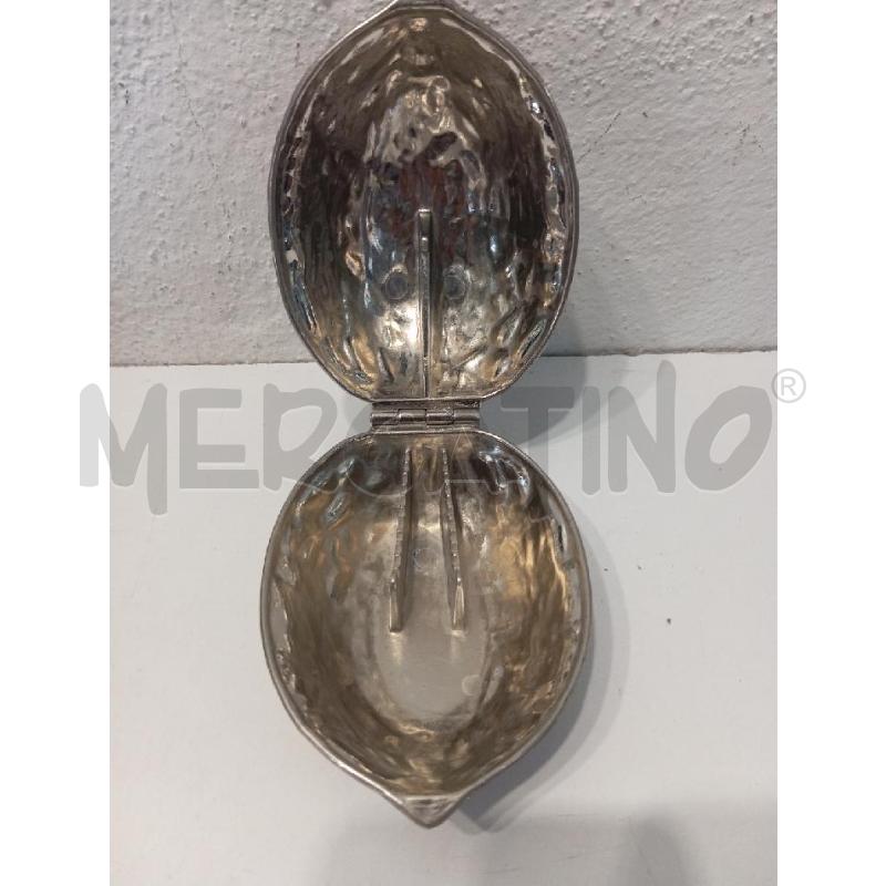 SCHIACCIANOCI METALLO  | Mercatino dell'Usato San salvatore telesino 2