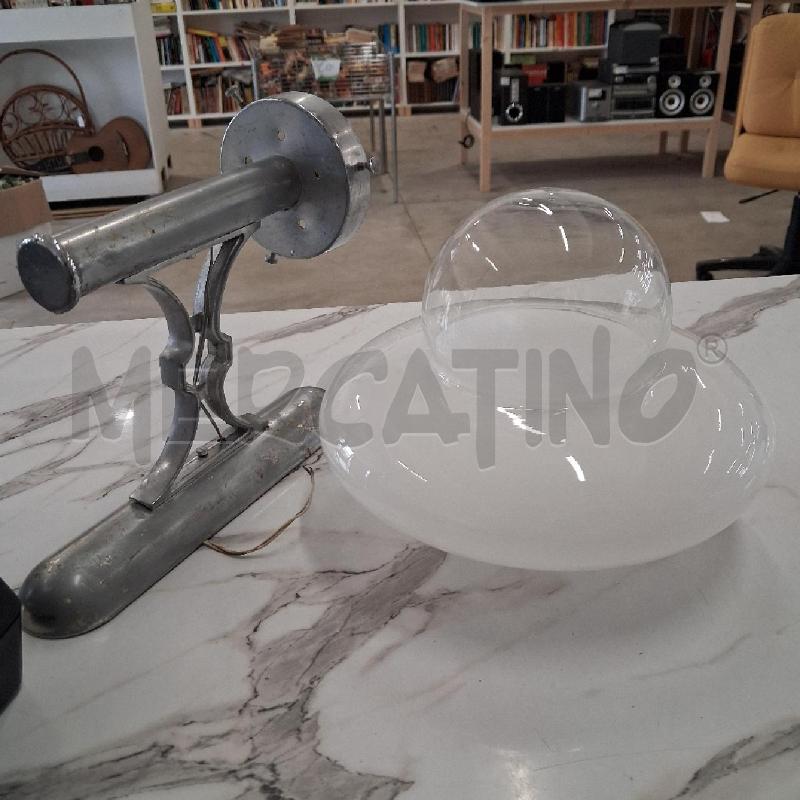 APPLIQUE METALLO VETRO BIANCO NAVICELLA  | Mercatino dell'Usato San giorgio del sannio 1